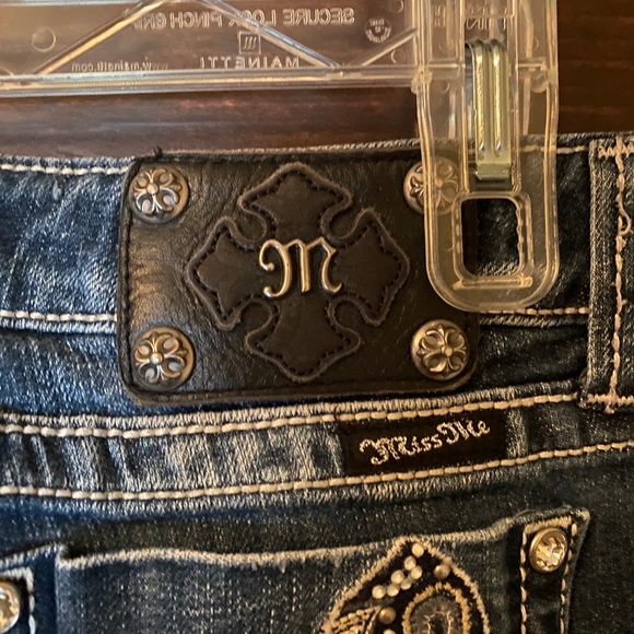 Miss Me Jeans - Picture 6 of 6
